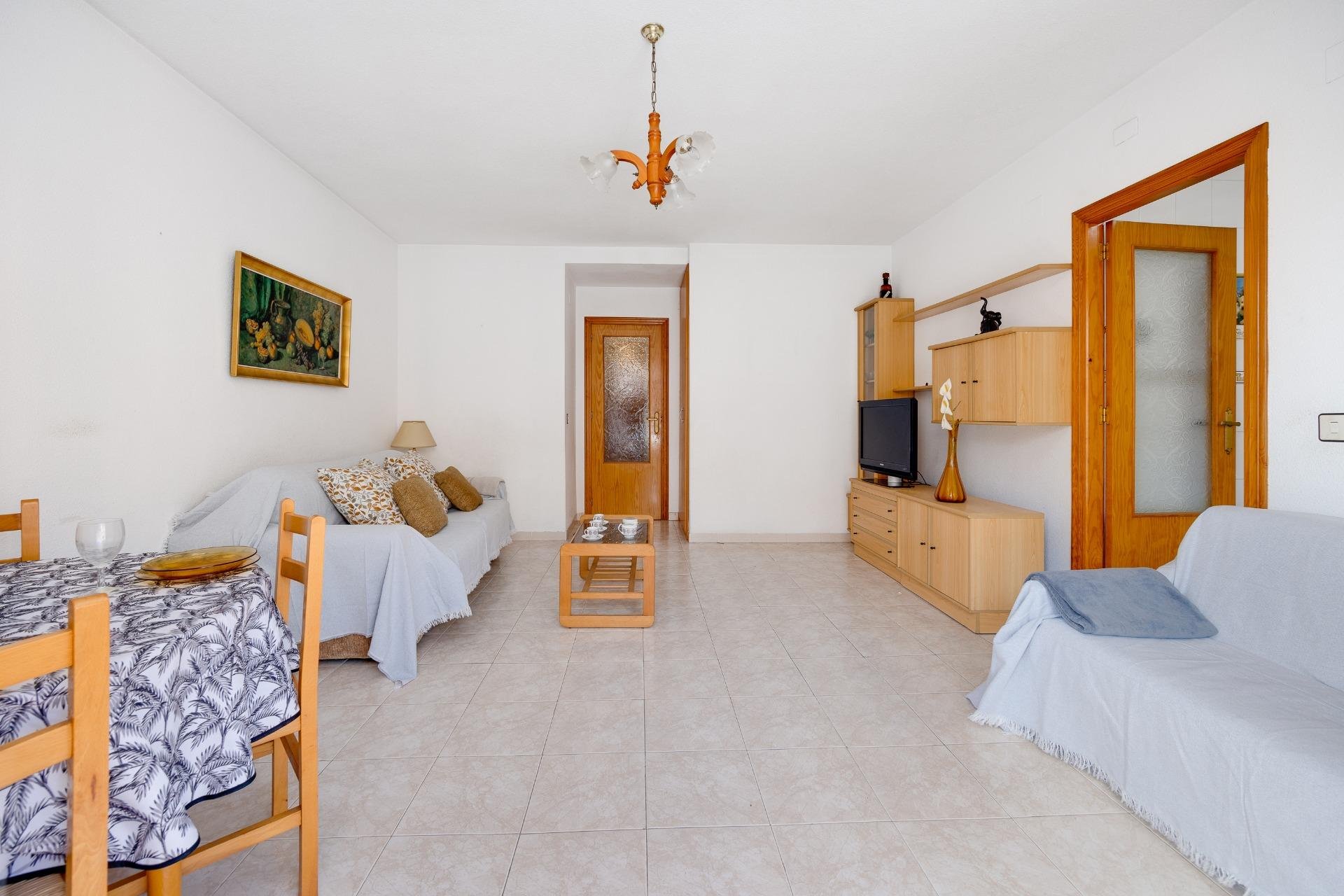 Resale - Apartment - Torrevieja - Playa del cura
