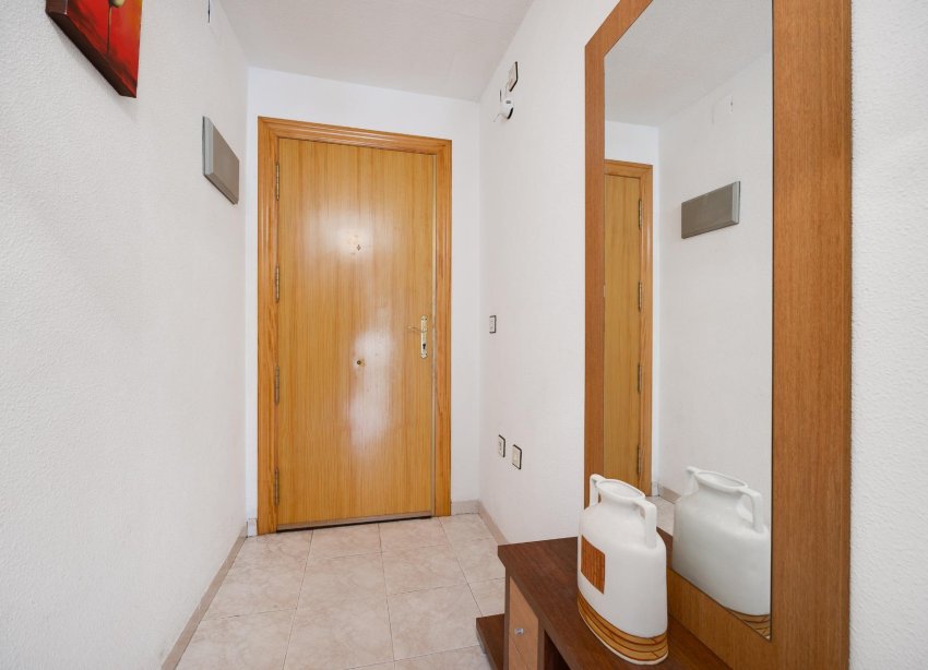 Resale - Apartment - Torrevieja - Playa del cura