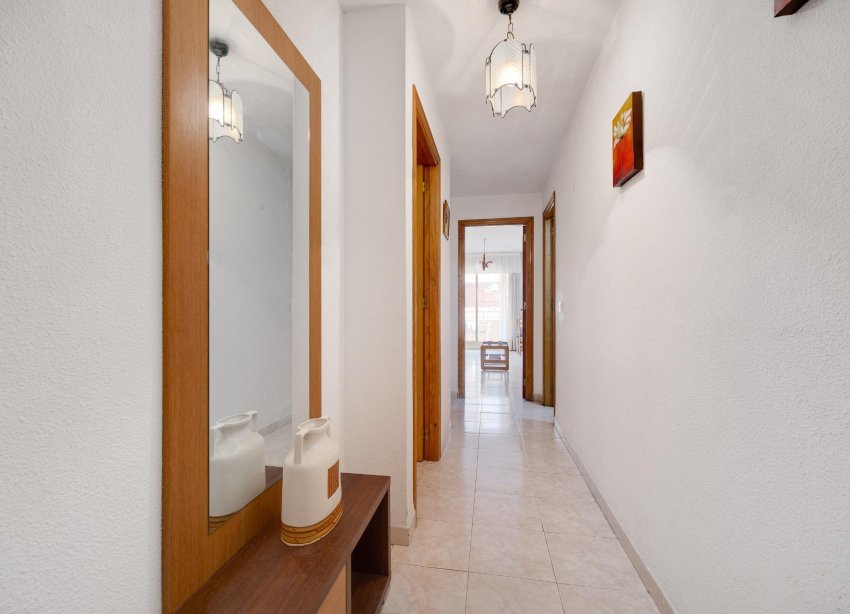Resale - Apartment - Torrevieja - Playa del cura
