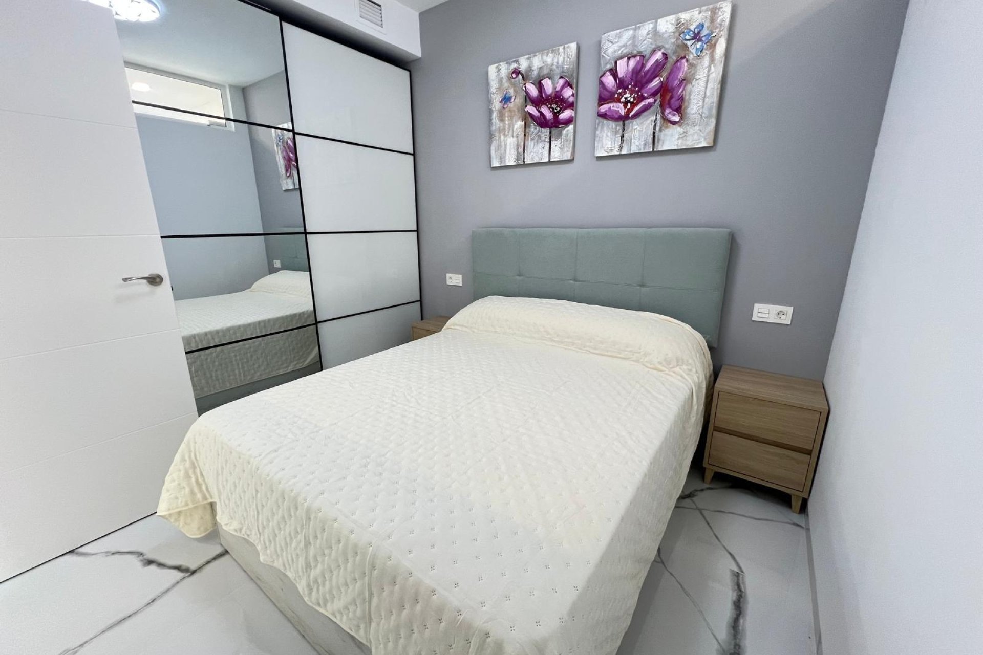 Resale - Apartment - Torrevieja - Playa del cura