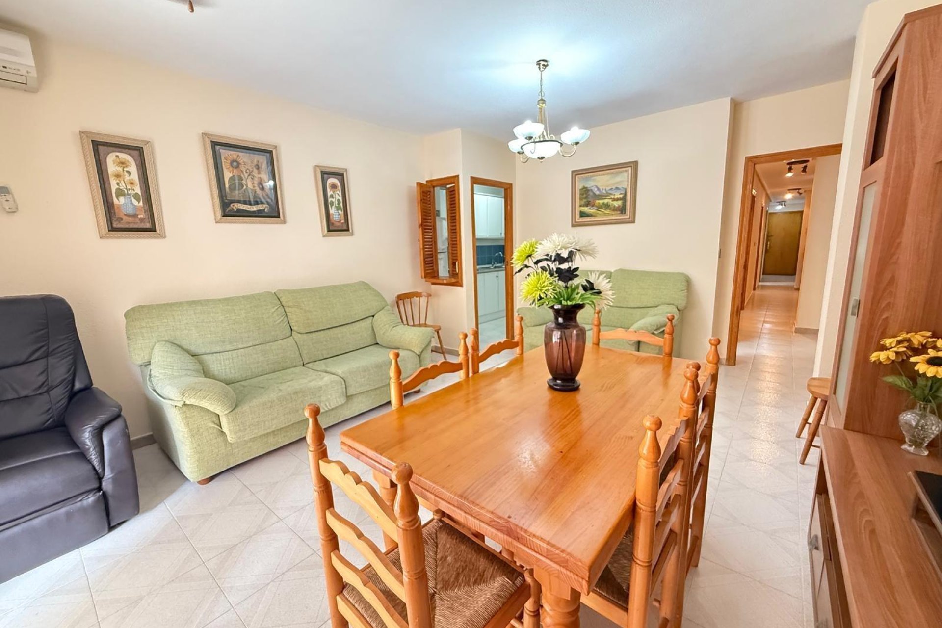 Resale - Apartment - Torrevieja - Playa del cura