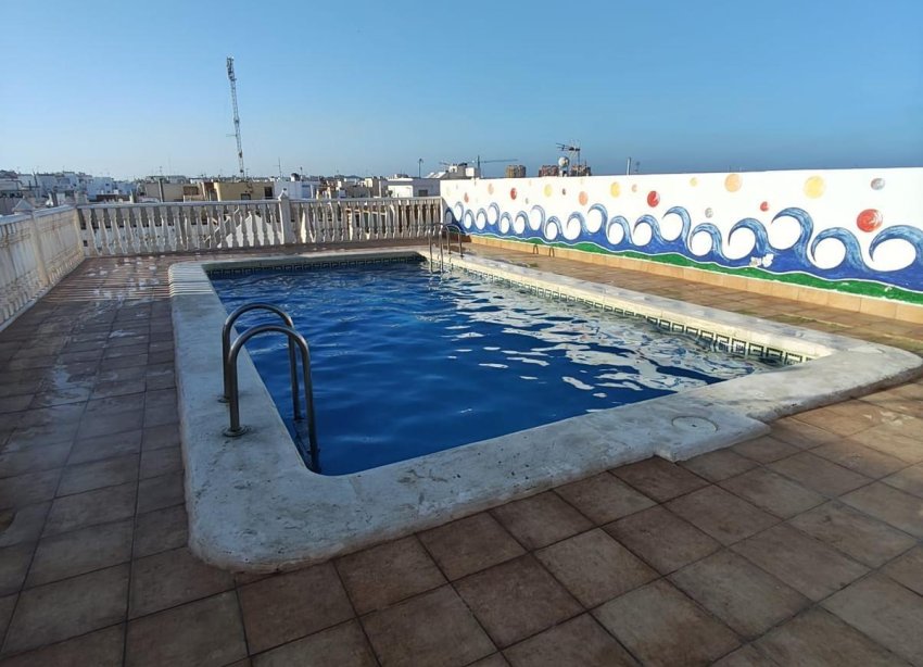 Resale - Apartment - Torrevieja - Playa del cura