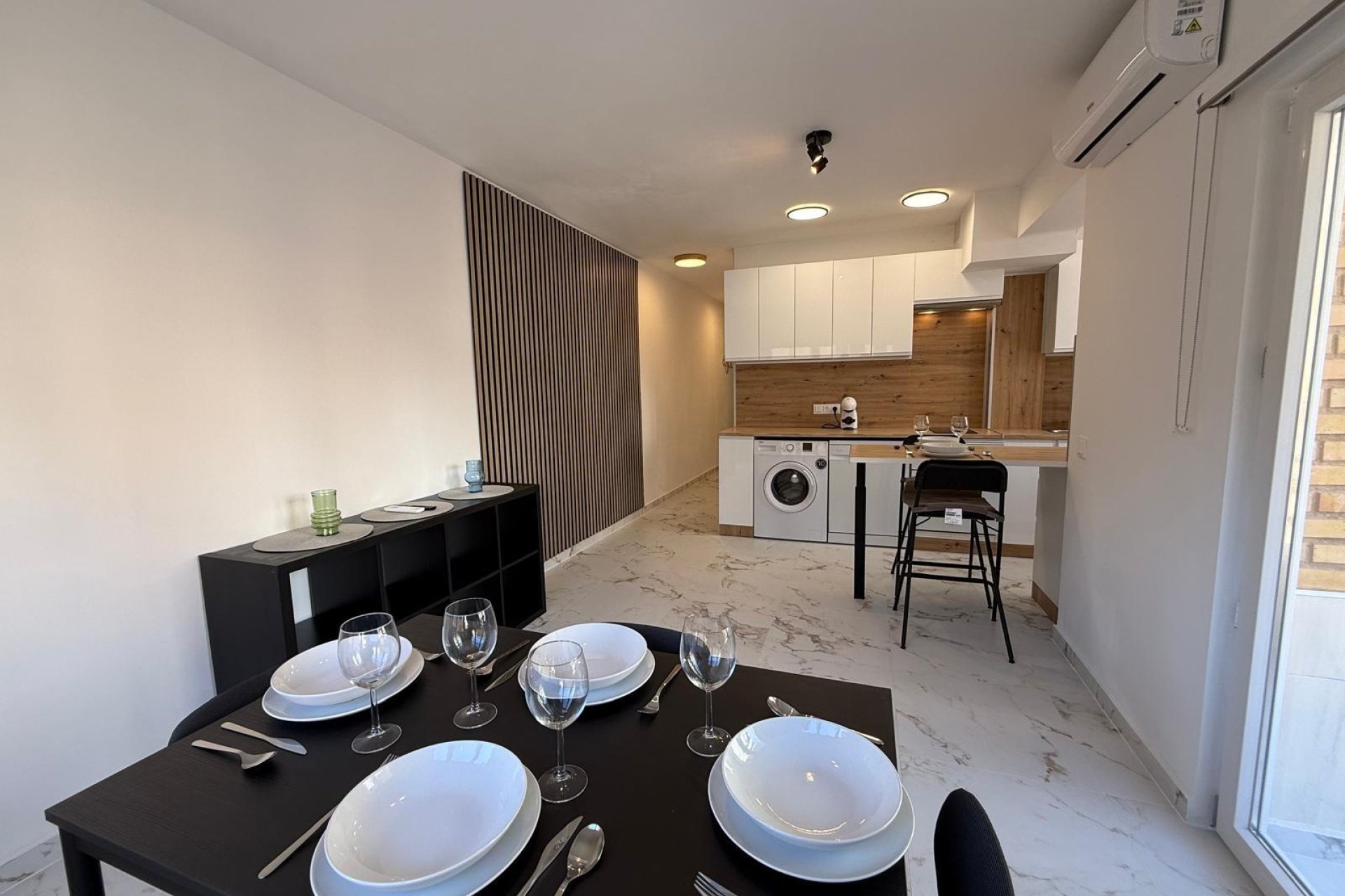 Resale - Apartment - Torrevieja - Playa del cura