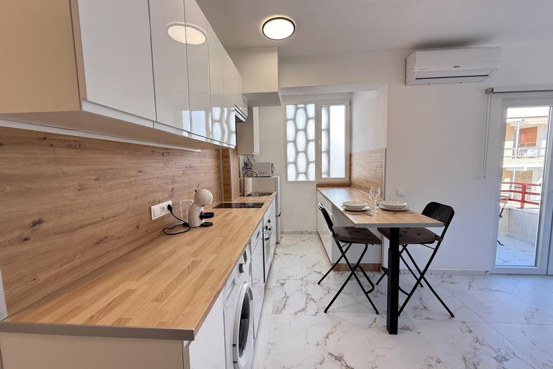 Resale - Apartment - Torrevieja - Playa del cura