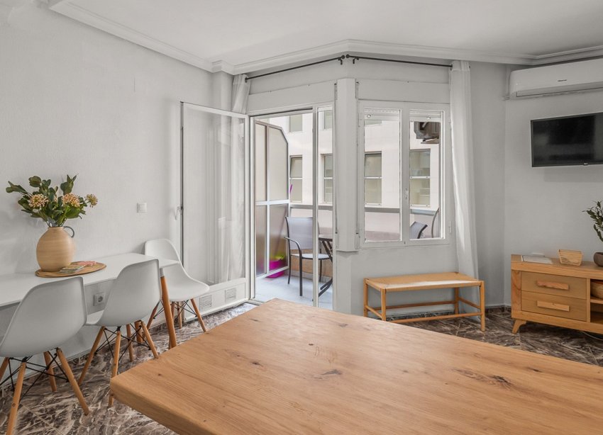 Resale - Apartment - Torrevieja - Playa del Cura