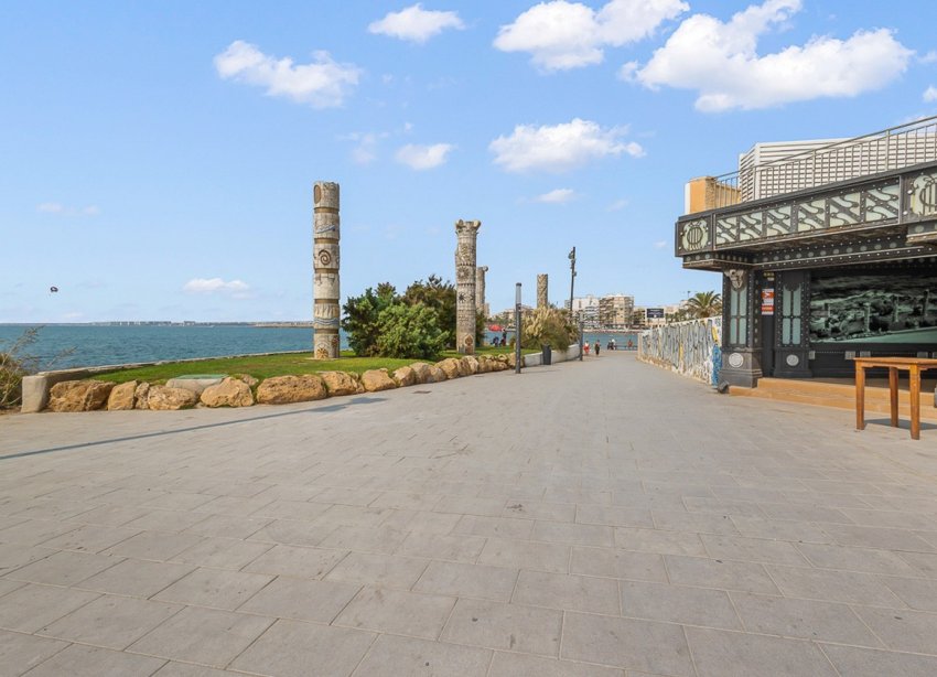 Resale - Apartment - Torrevieja - Playa del Cura