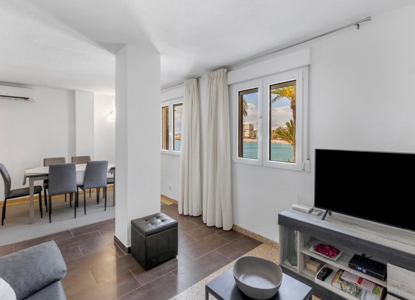 Resale - Apartment - Torrevieja - Playa del cura