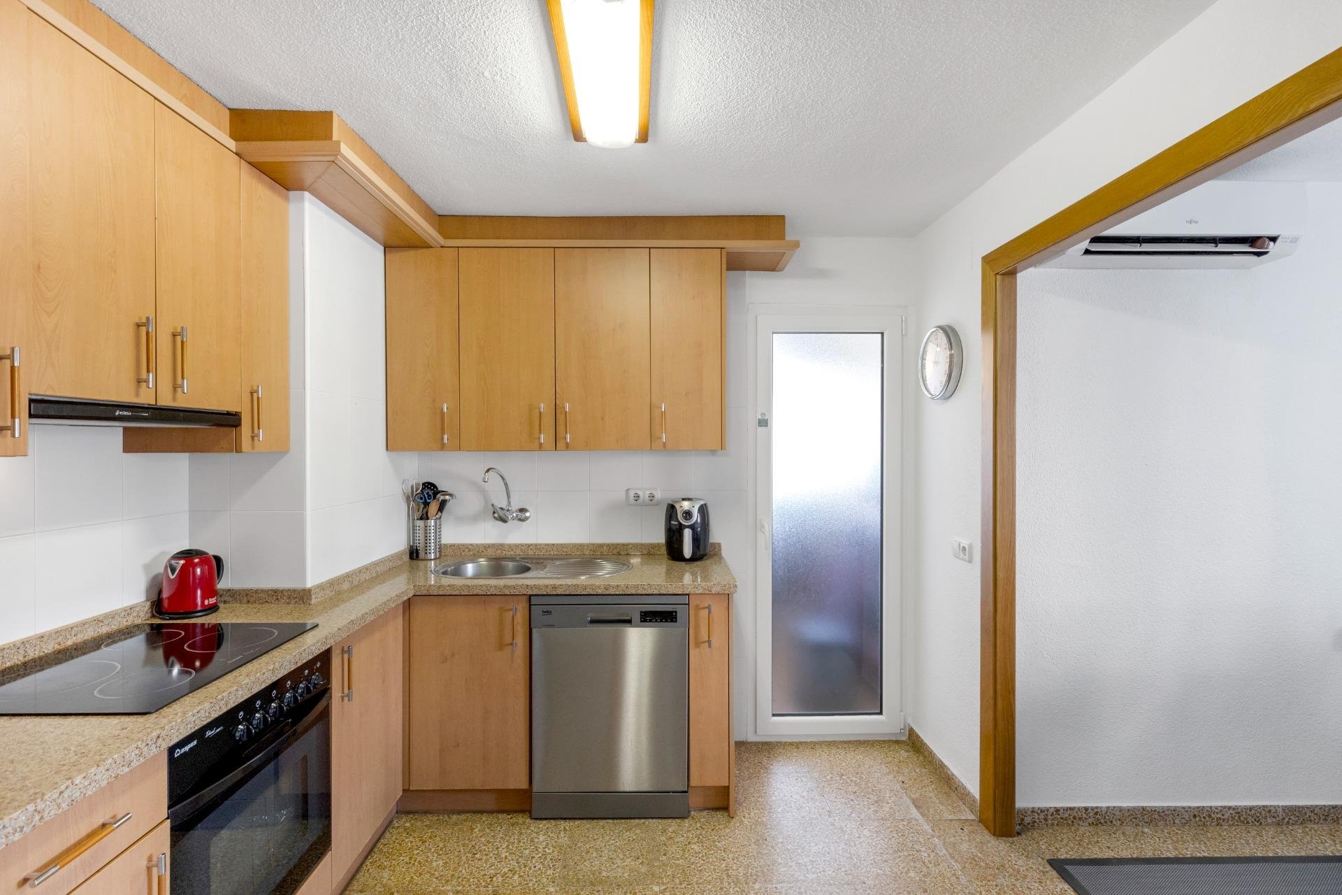 Resale - Apartment - Torrevieja - Playa del cura