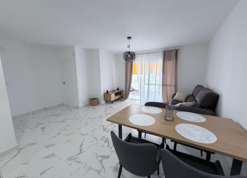 Resale - Apartment - Torrevieja - Playa del cura