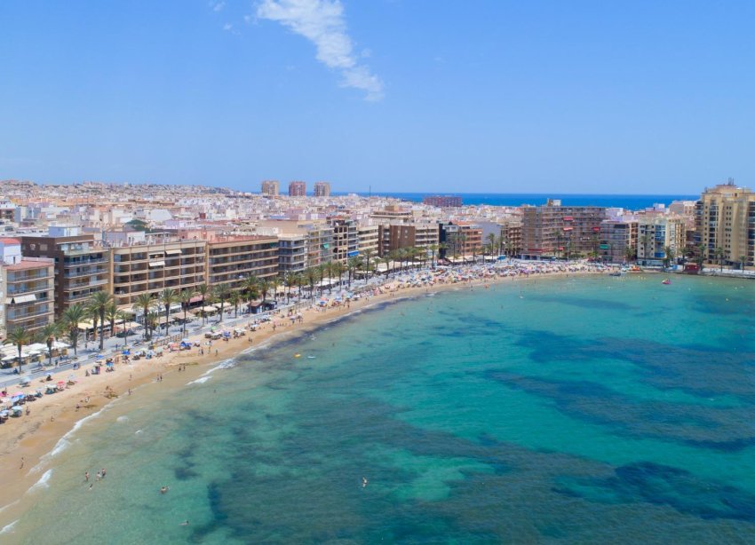 Resale - Apartment - Torrevieja - Playa del cura