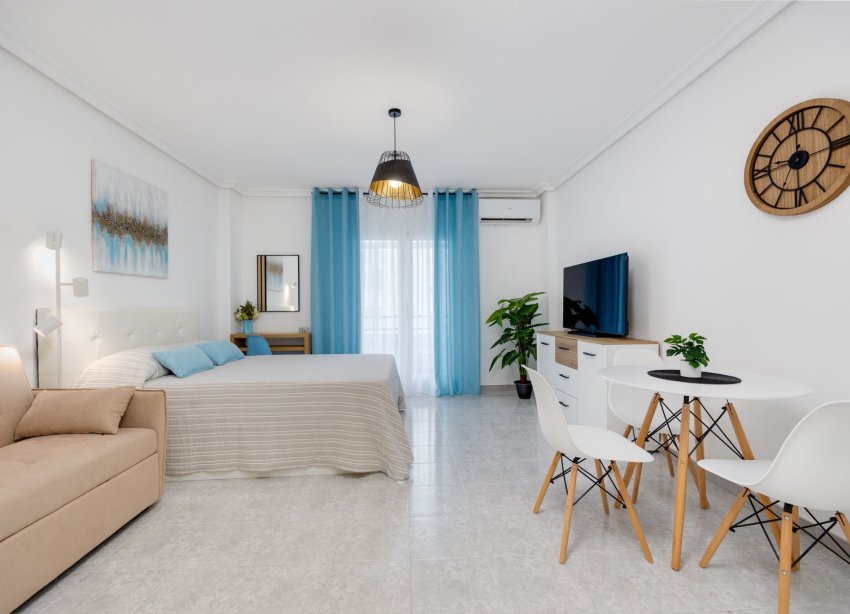 Resale - Apartment - Torrevieja - Playa del Cura