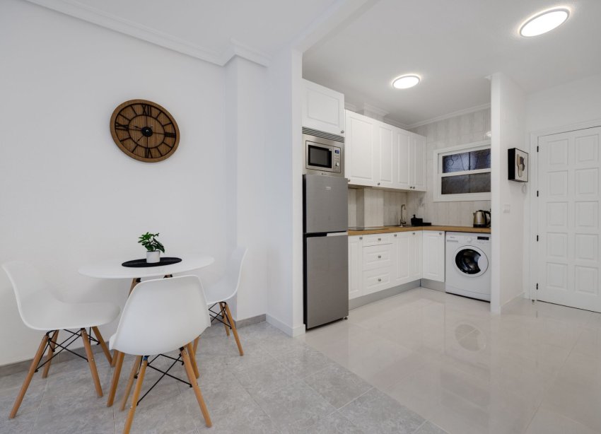 Resale - Apartment - Torrevieja - Playa del Cura