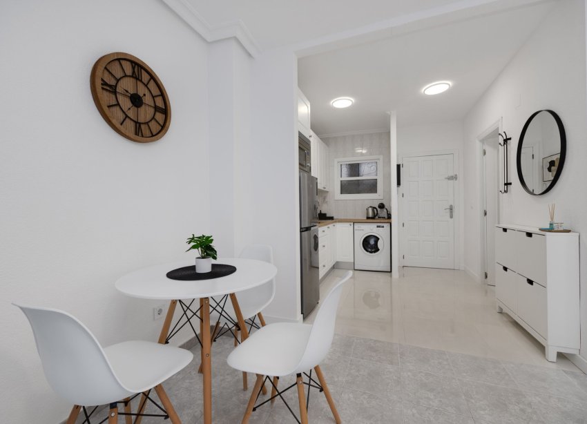 Resale - Apartment - Torrevieja - Playa del Cura