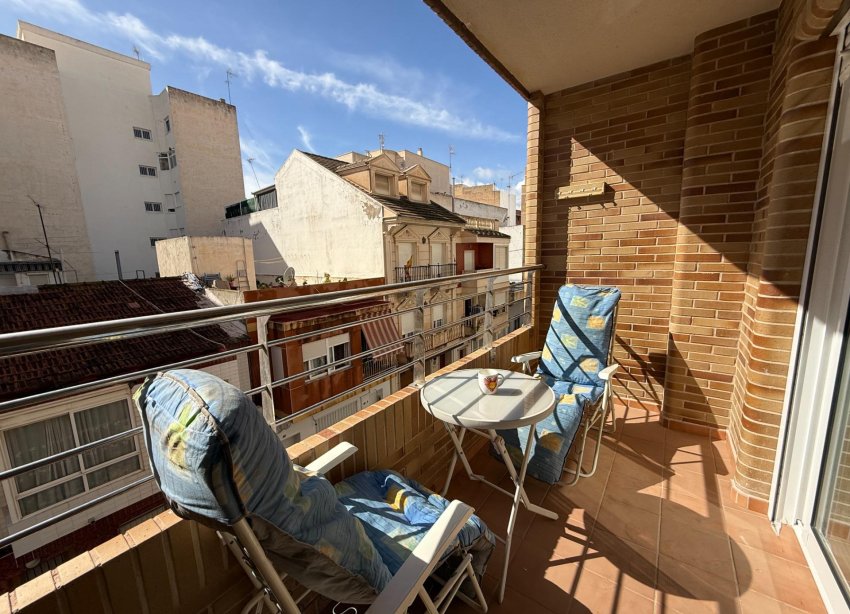 Resale - Apartment - Torrevieja - Playa del cura