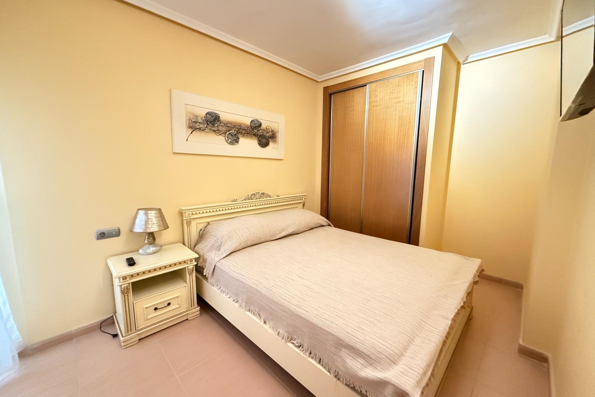 Resale - Apartment - Torrevieja - Playa del cura