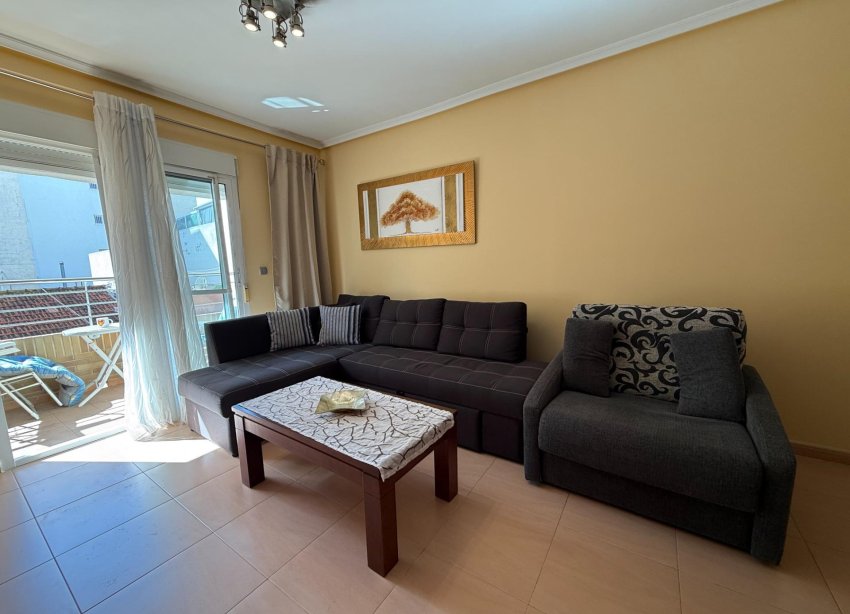 Resale - Apartment - Torrevieja - Playa del cura