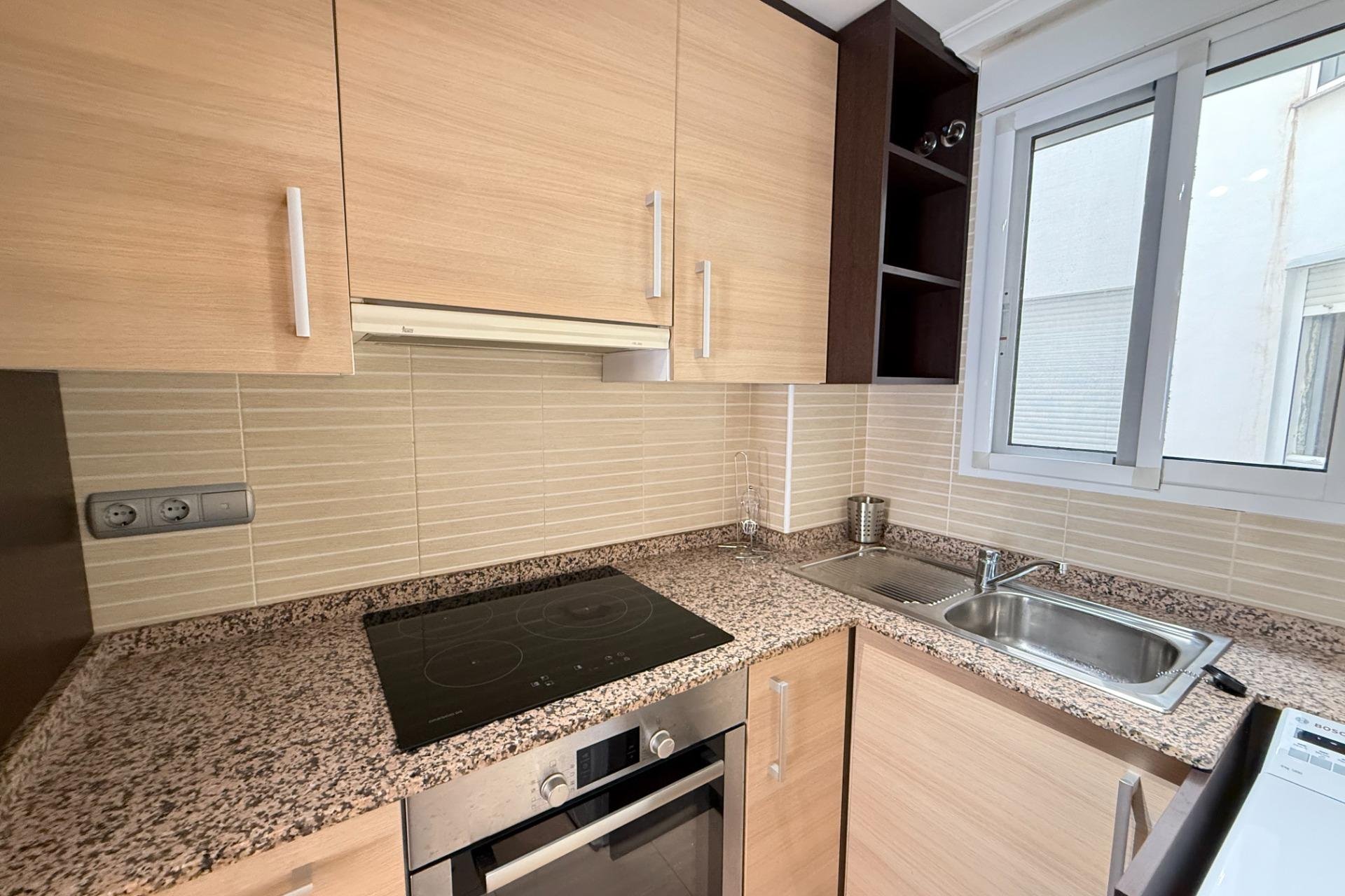 Resale - Apartment - Torrevieja - Playa del cura