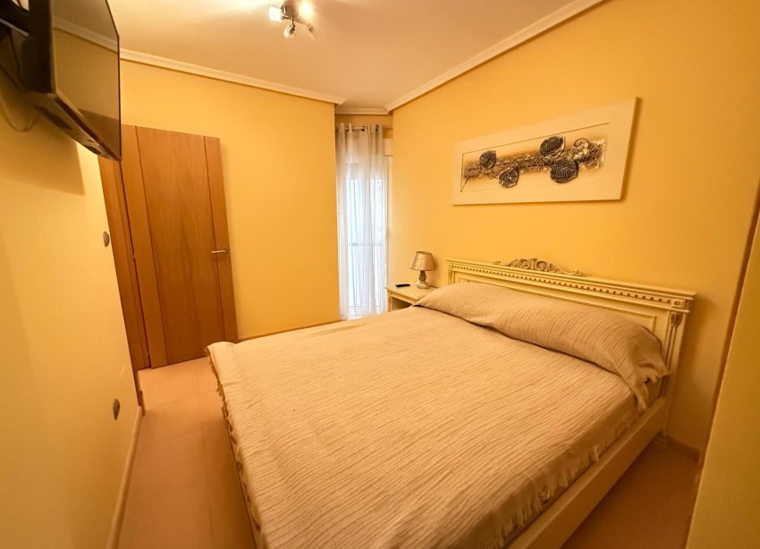 Resale - Apartment - Torrevieja - Playa del cura