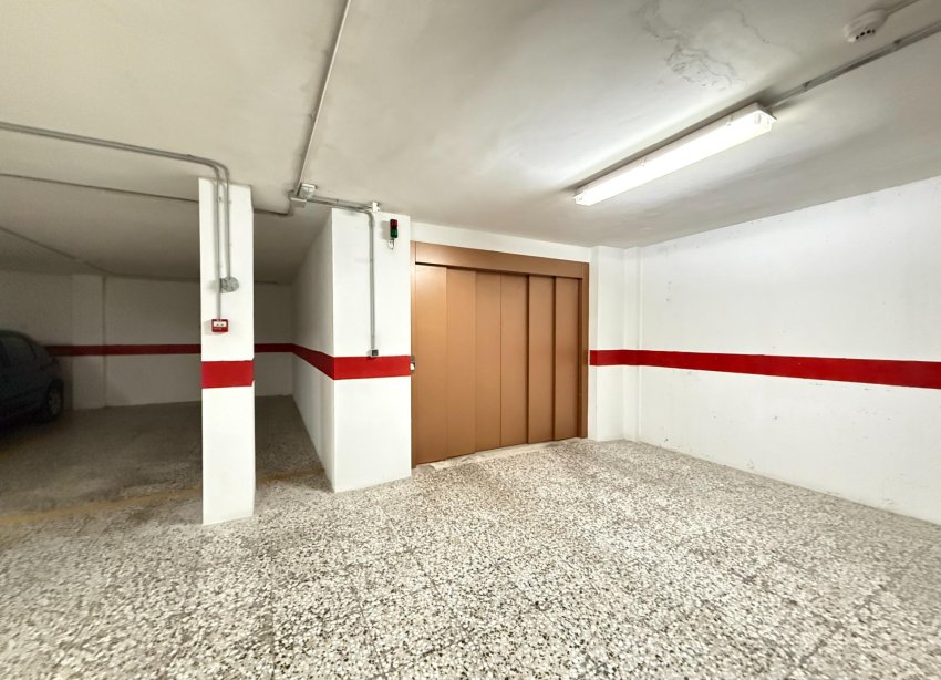 Resale - Apartment - Torrevieja - Playa del cura