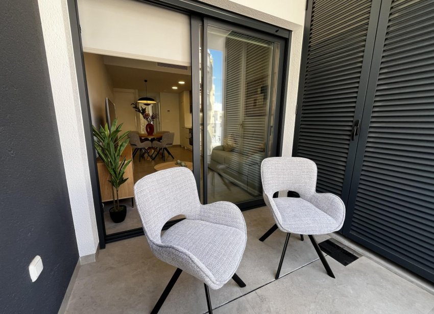 Resale - Apartment - Torrevieja - Playa del cura