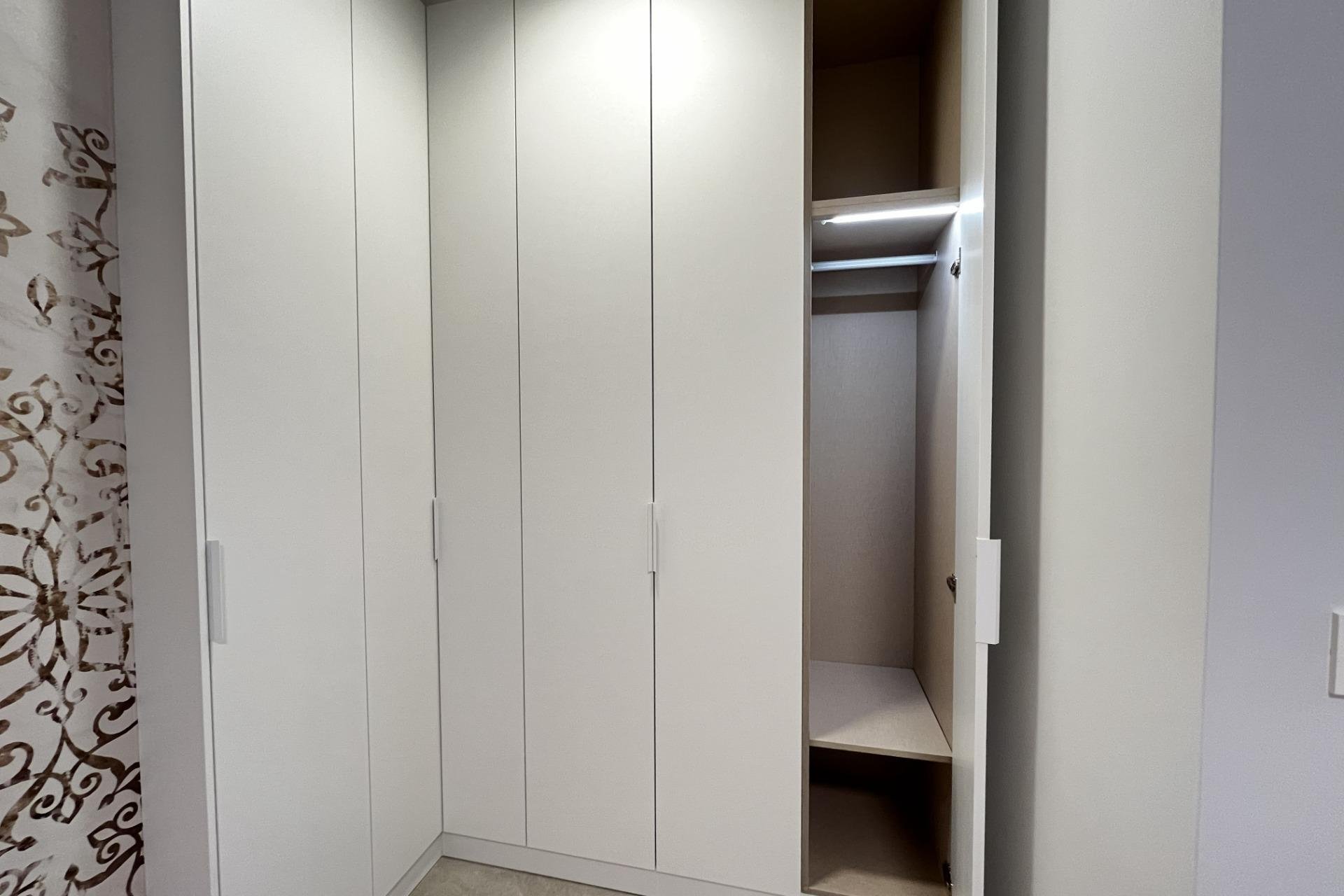 Resale - Apartment - Torrevieja - Playa del cura