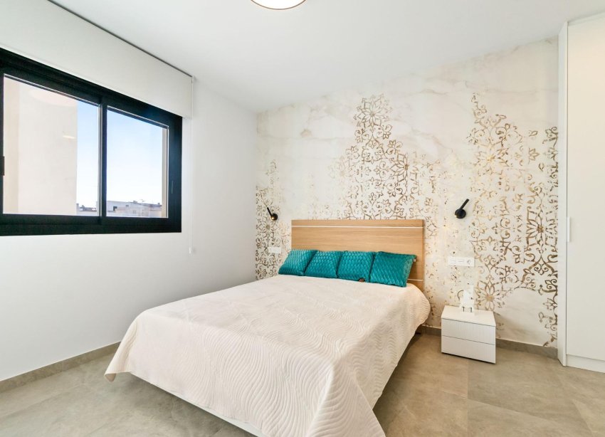 Resale - Apartment - Torrevieja - Playa del cura