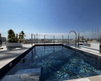 Resale - Apartment - Torrevieja - Playa del cura