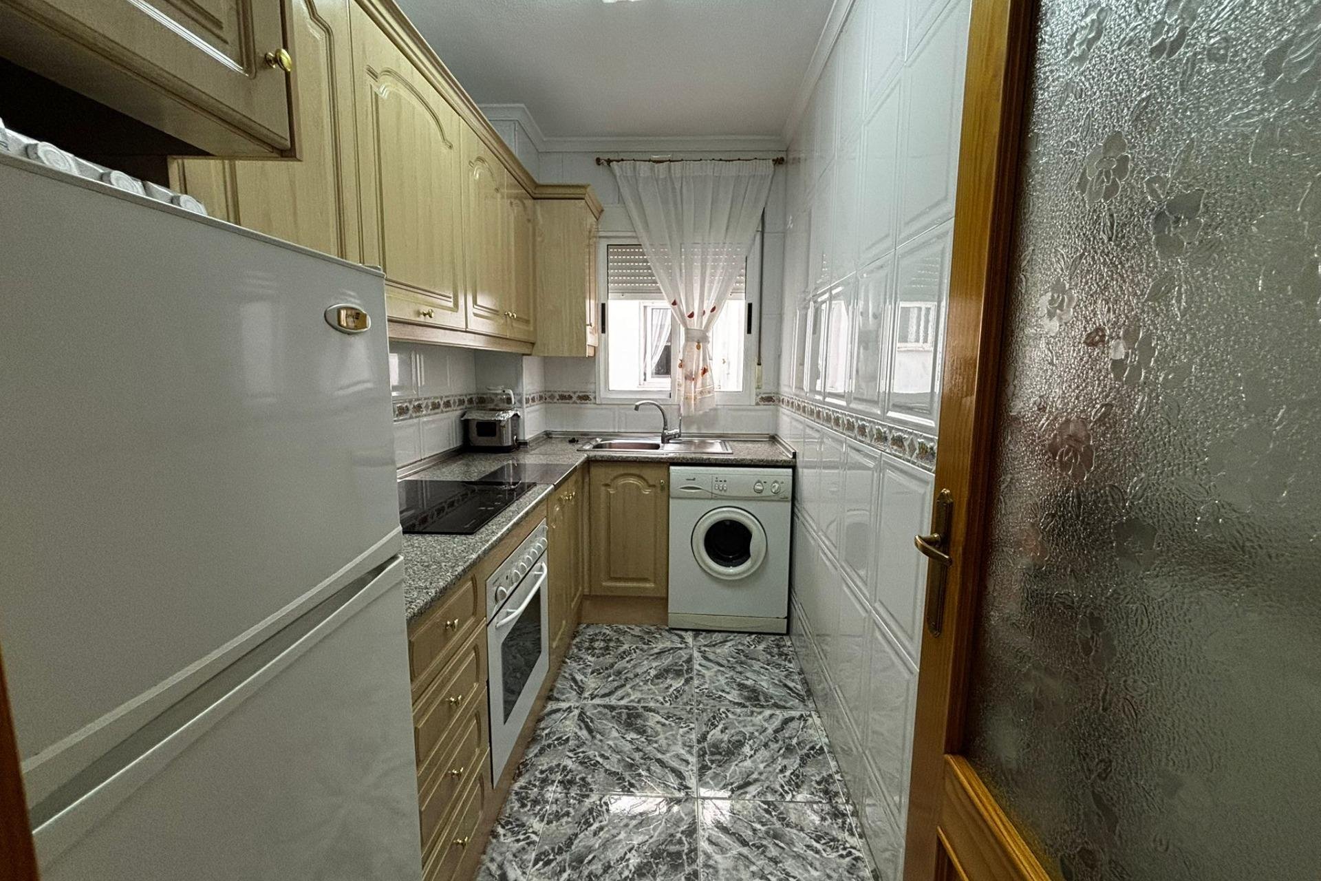 Resale - Apartment - Torrevieja - Playa del cura