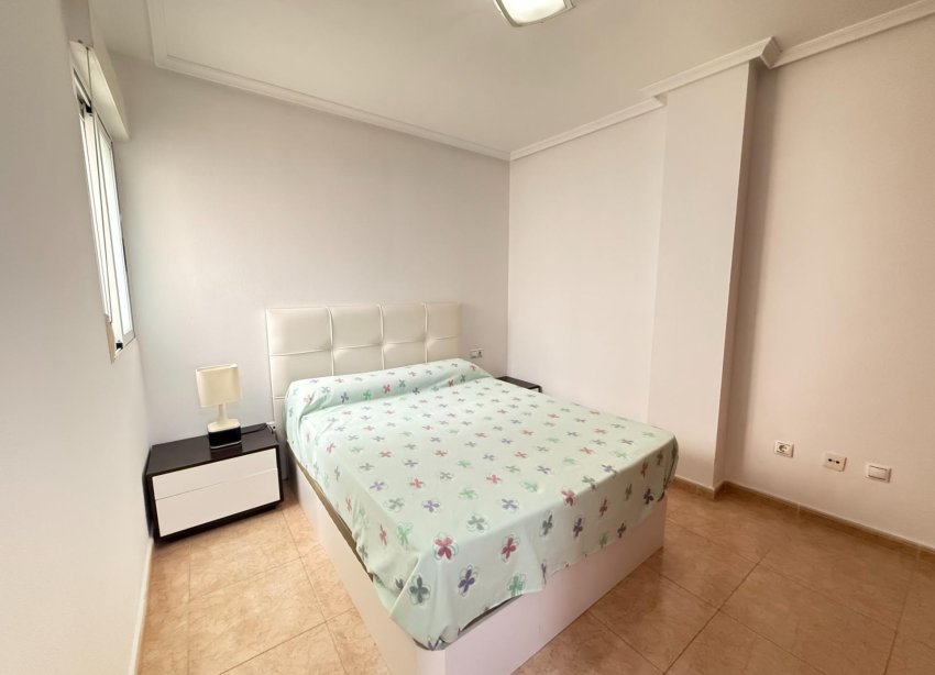 Resale - Apartment - Torrevieja - Playa del cura