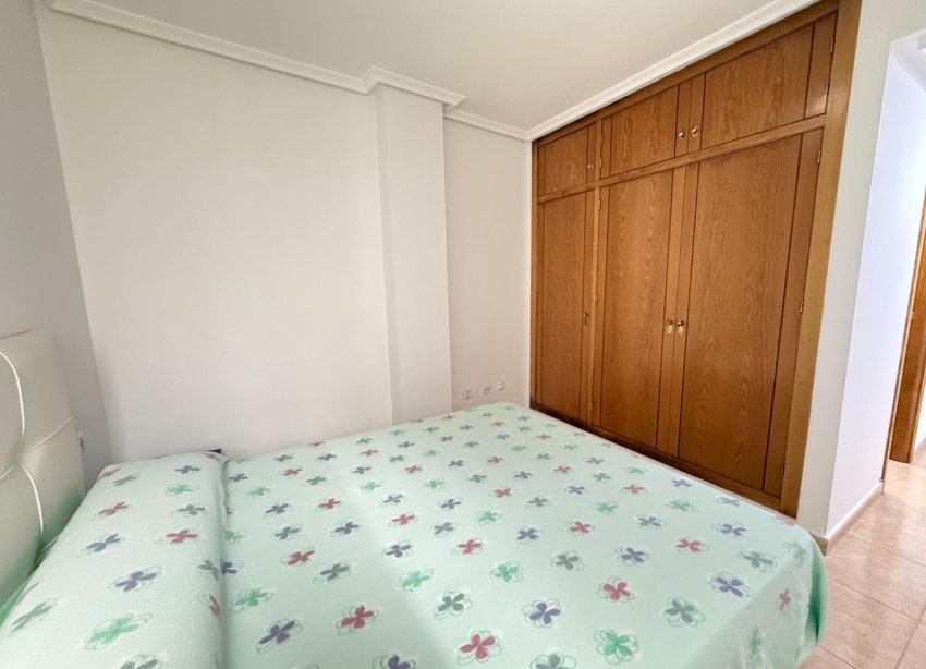 Resale - Apartment - Torrevieja - Playa del cura