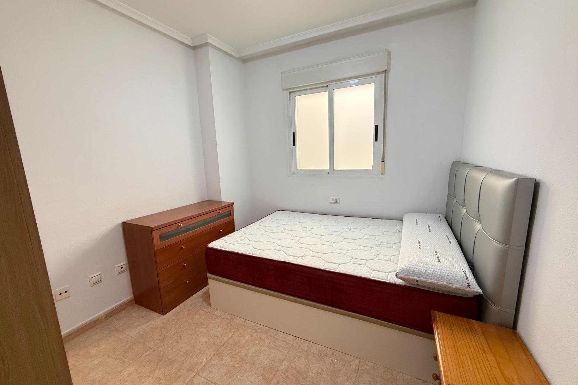 Resale - Apartment - Torrevieja - Playa del cura