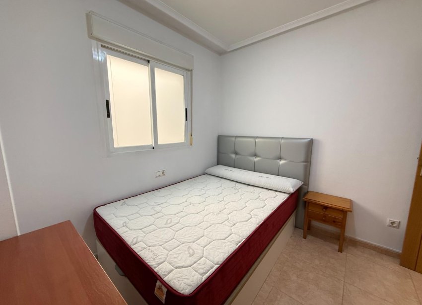 Resale - Apartment - Torrevieja - Playa del cura