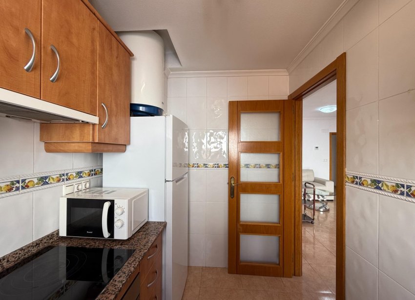 Resale - Apartment - Torrevieja - Playa del cura