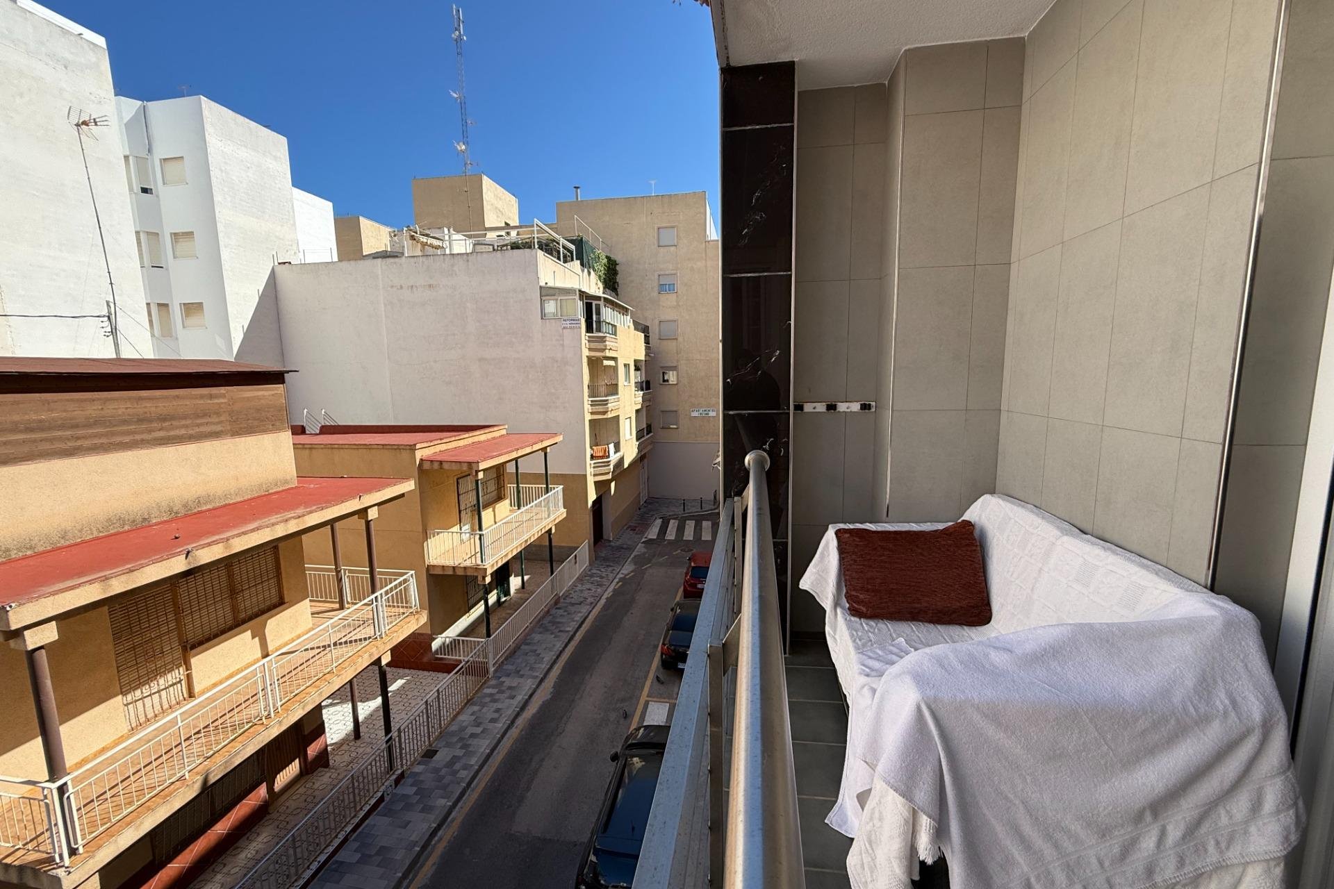 Resale - Apartment - Torrevieja - Playa del cura