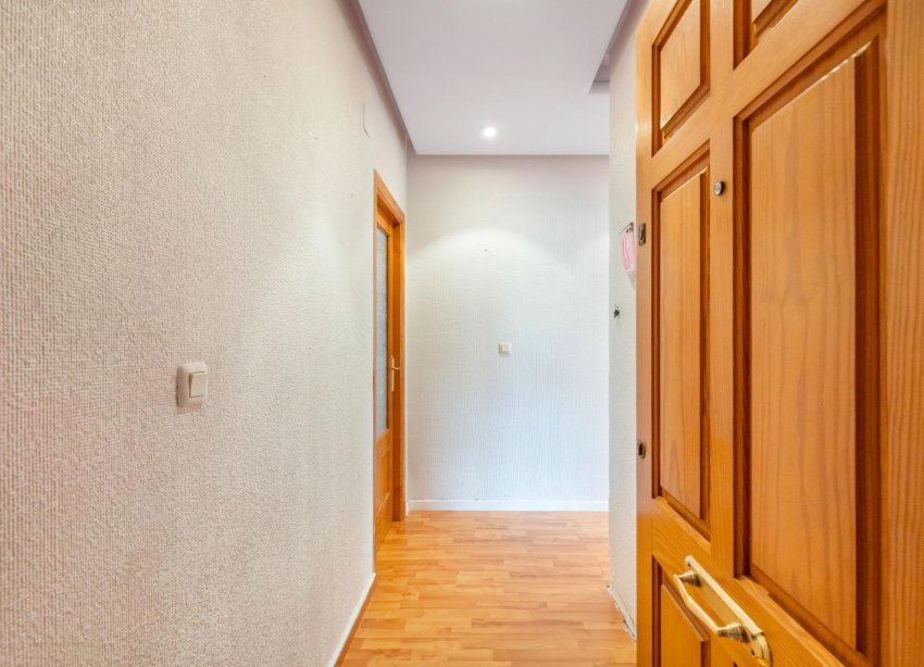 Resale - Apartment - Torrevieja - Playa del cura