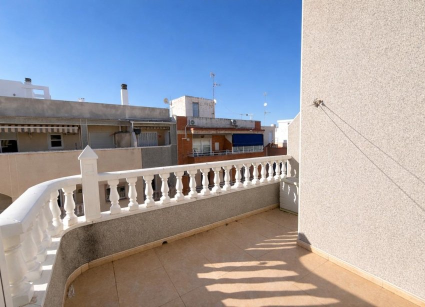 Resale - Apartment - Torrevieja - Playa del cura