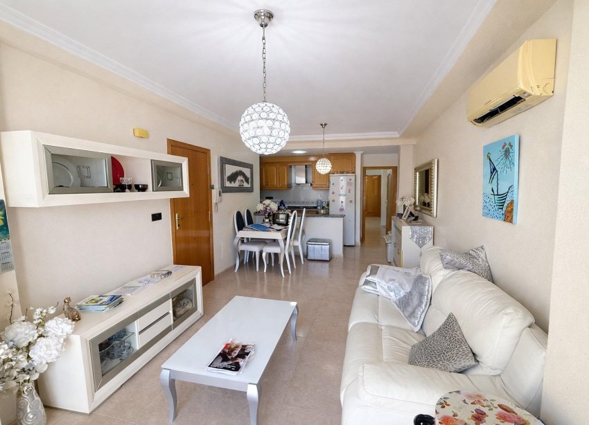 Resale - Apartment - Torrevieja - Playa del cura