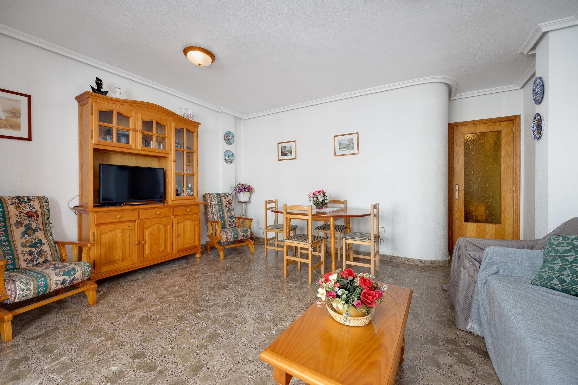 Resale - Apartment - Torrevieja - Playa del cura