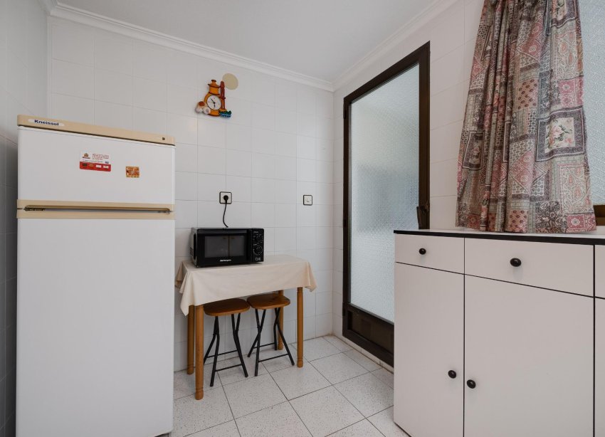 Resale - Apartment - Torrevieja - Playa del cura