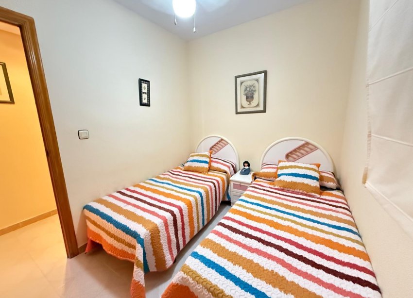 Resale - Apartment - Torrevieja - Playa del cura
