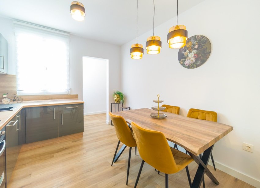 Resale - Apartment - Torrevieja - Playa del cura