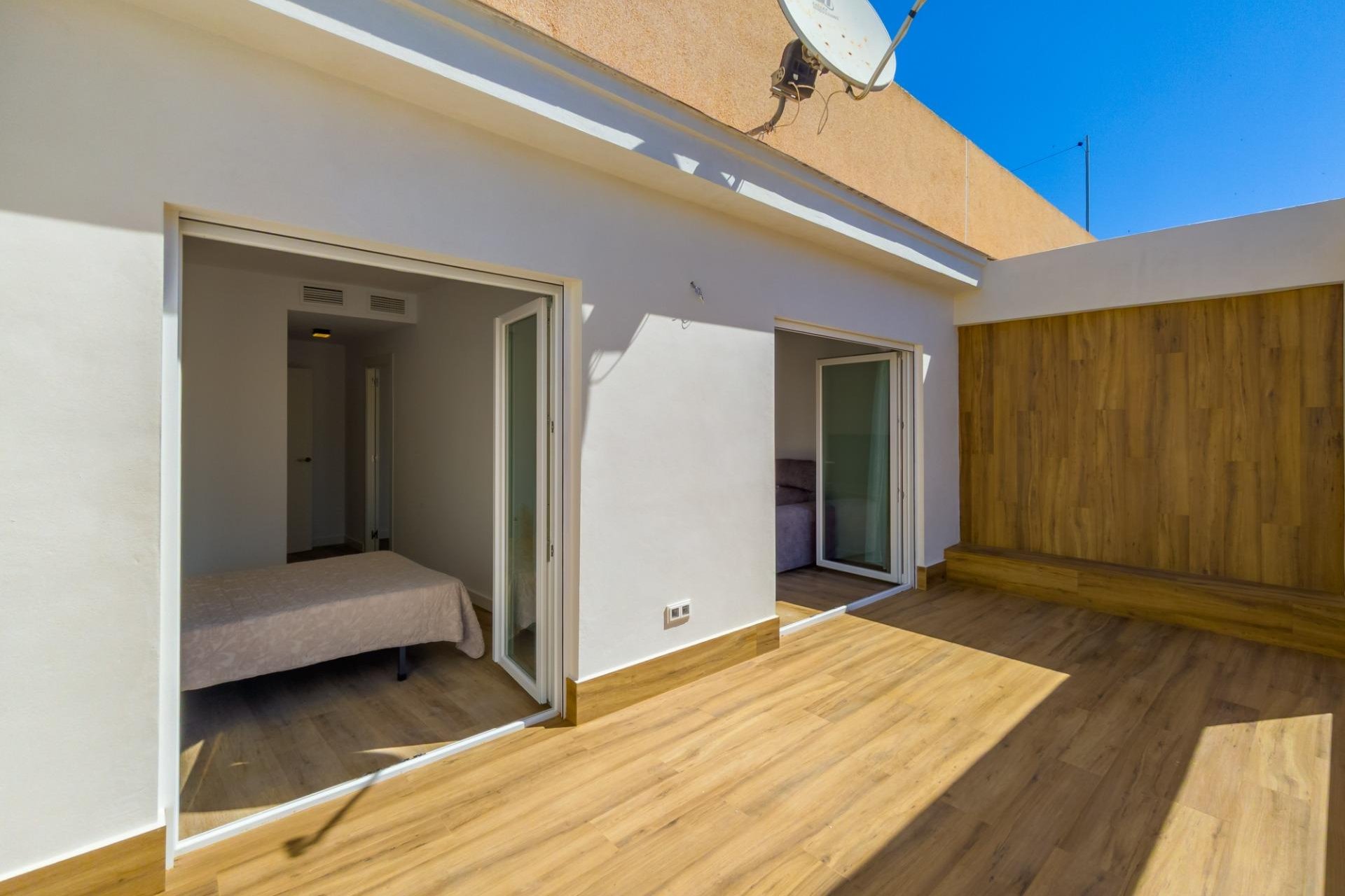 Resale - Apartment - Torrevieja - Playa del cura