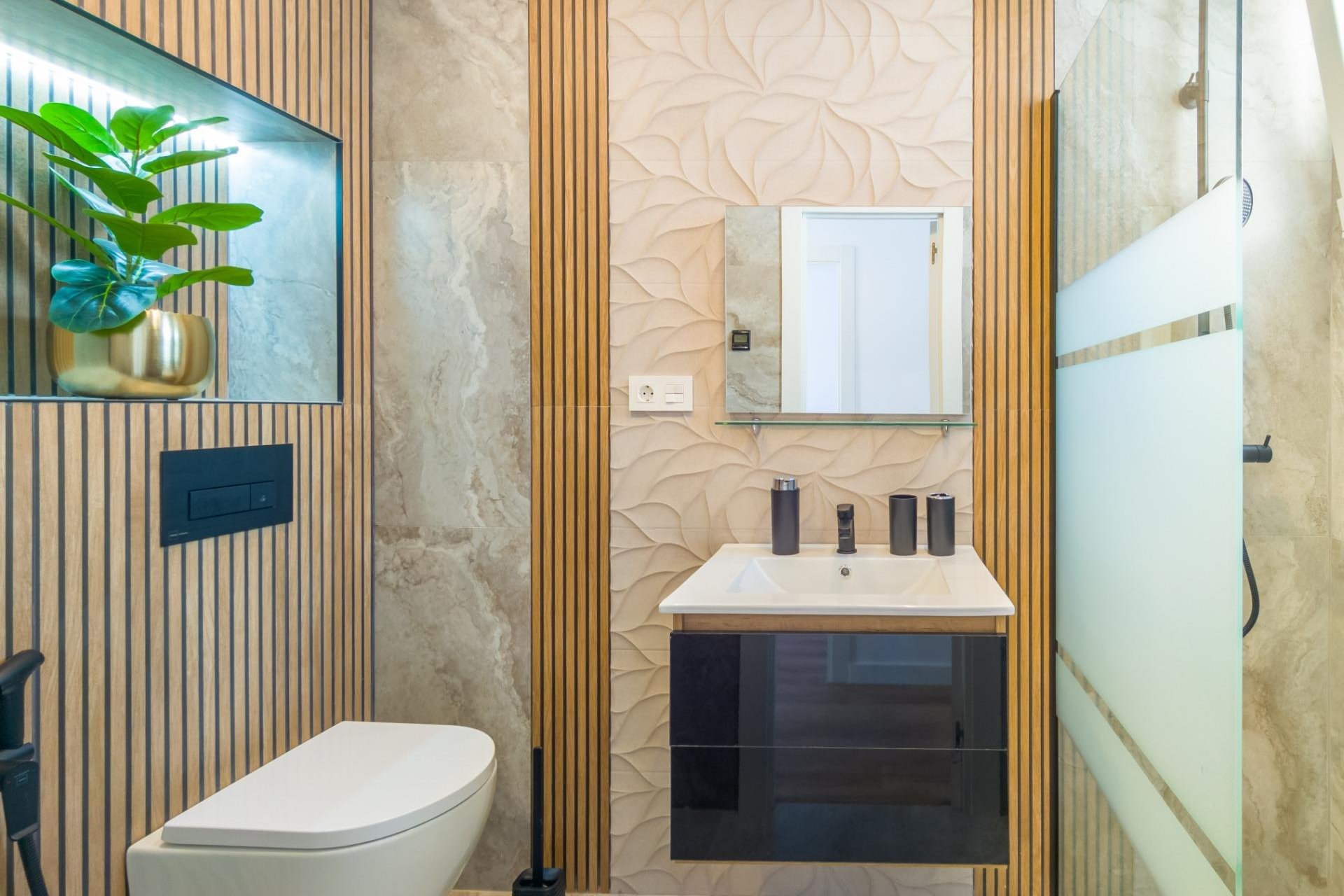 Resale - Apartment - Torrevieja - Playa del cura