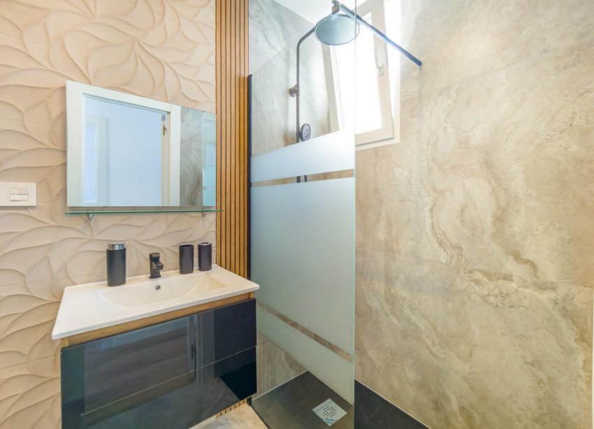 Resale - Apartment - Torrevieja - Playa del cura