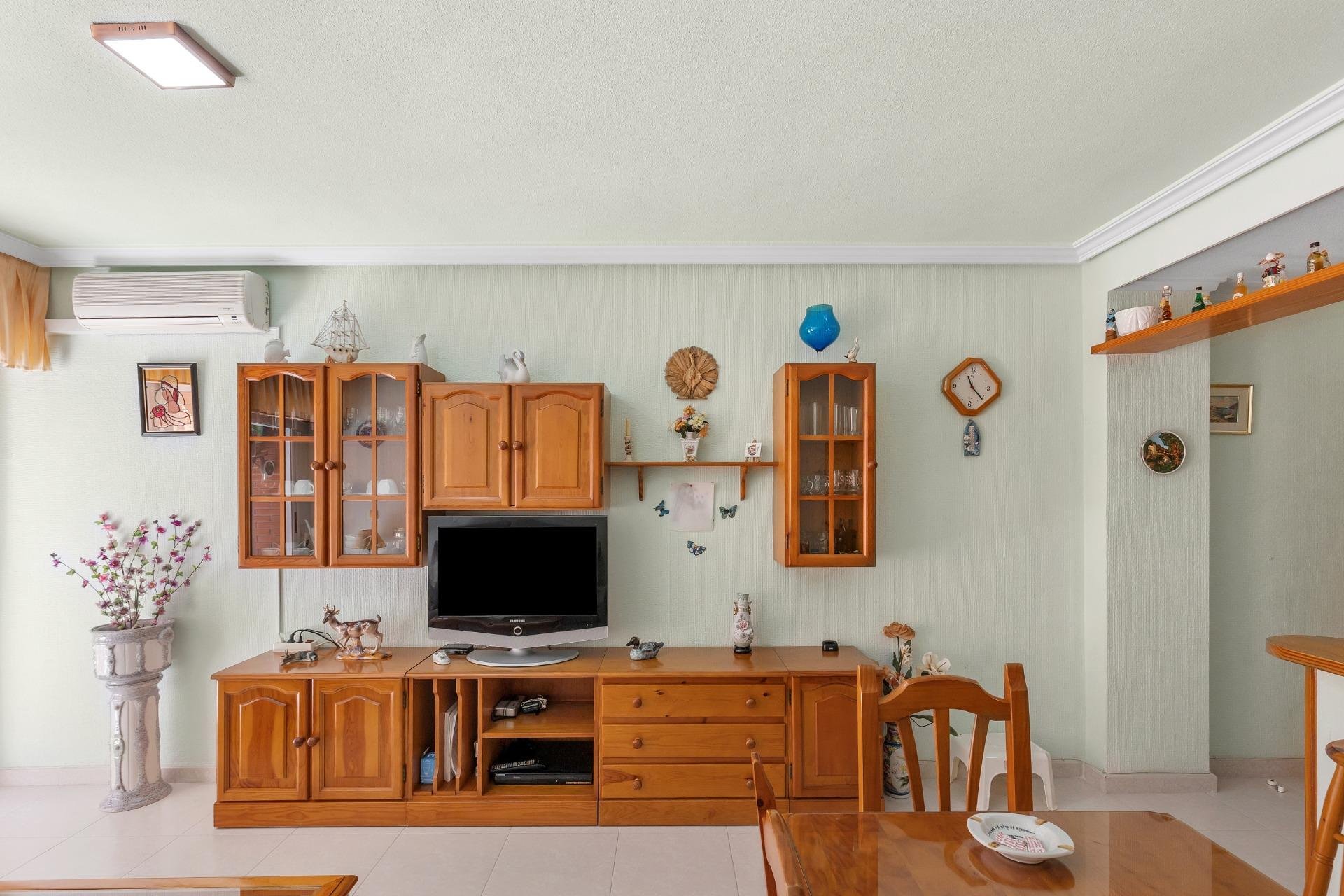 Resale - Apartment - Torrevieja - Playa del cura