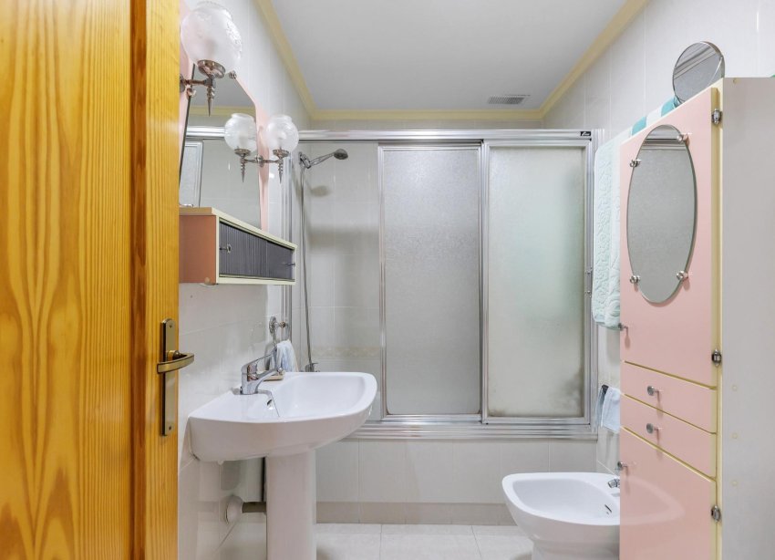 Resale - Apartment - Torrevieja - Playa del cura