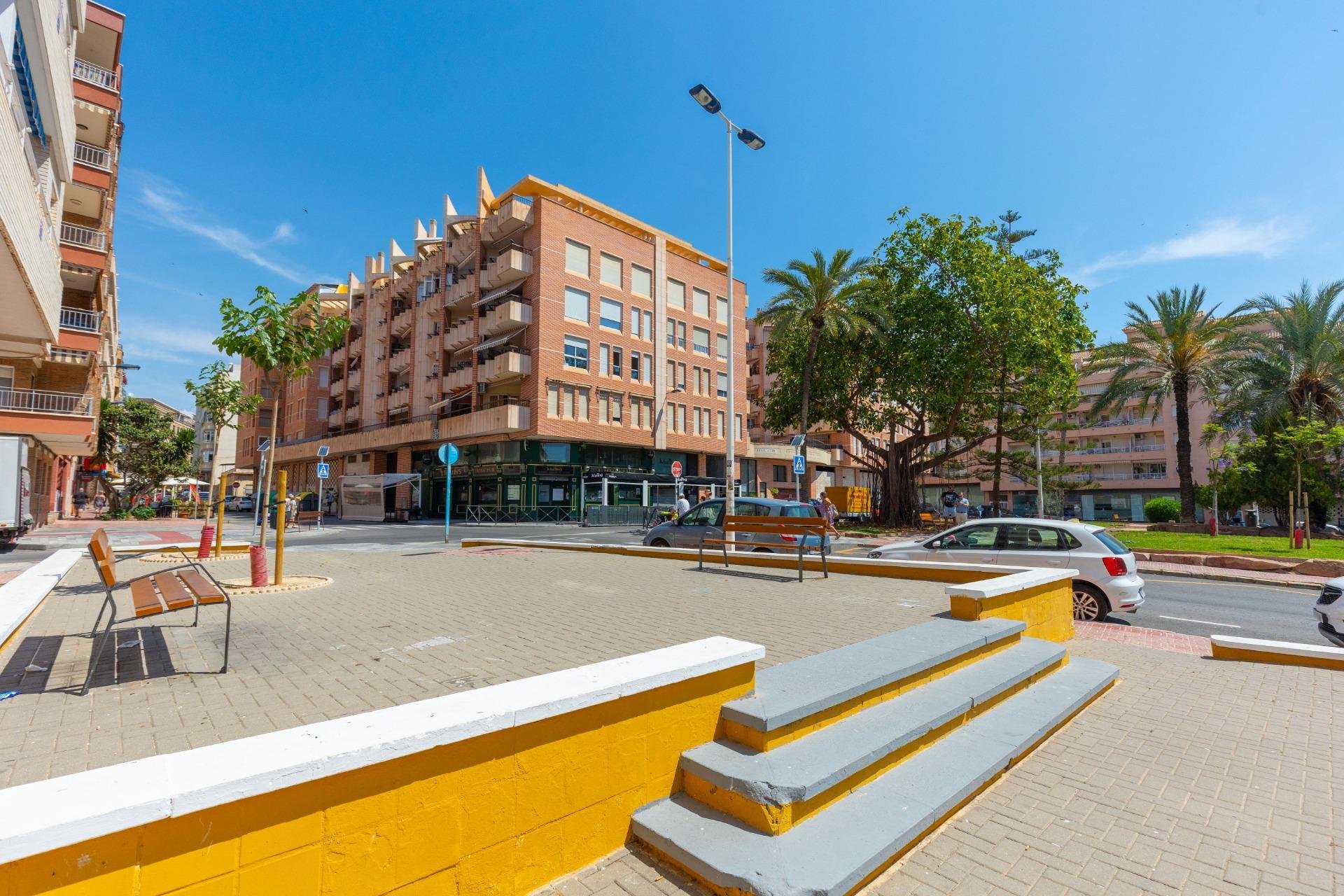 Resale - Apartment - Torrevieja - Playa del Cura