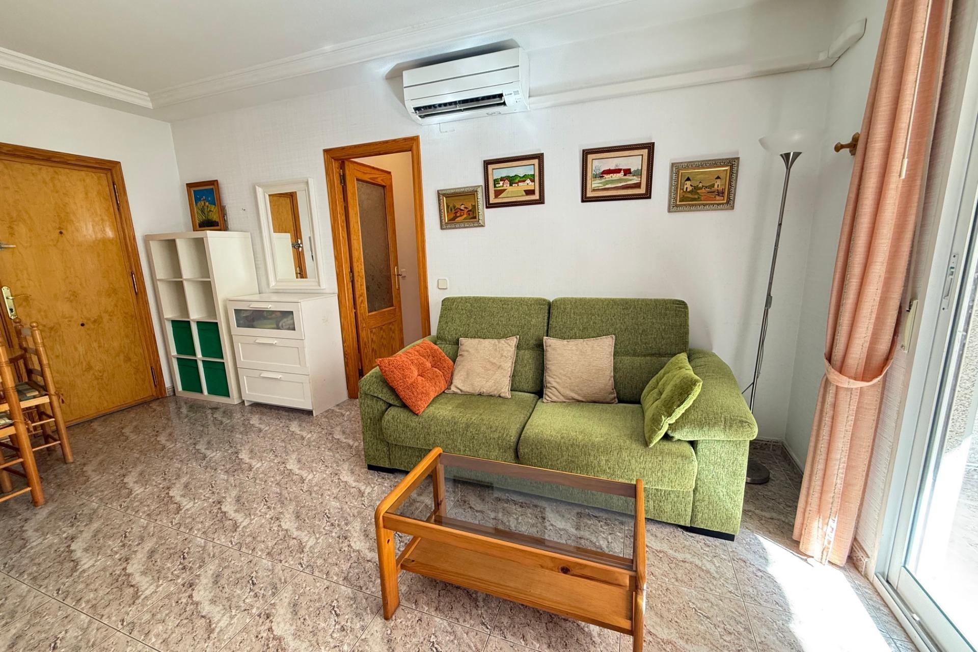 Resale - Apartment - Torrevieja - Playa del Cura