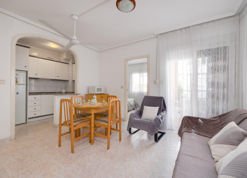 Resale - Apartment - Torrevieja - Playa del Cura