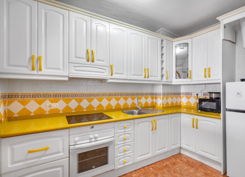 Resale - Apartment - Torrevieja - Playa del Cura